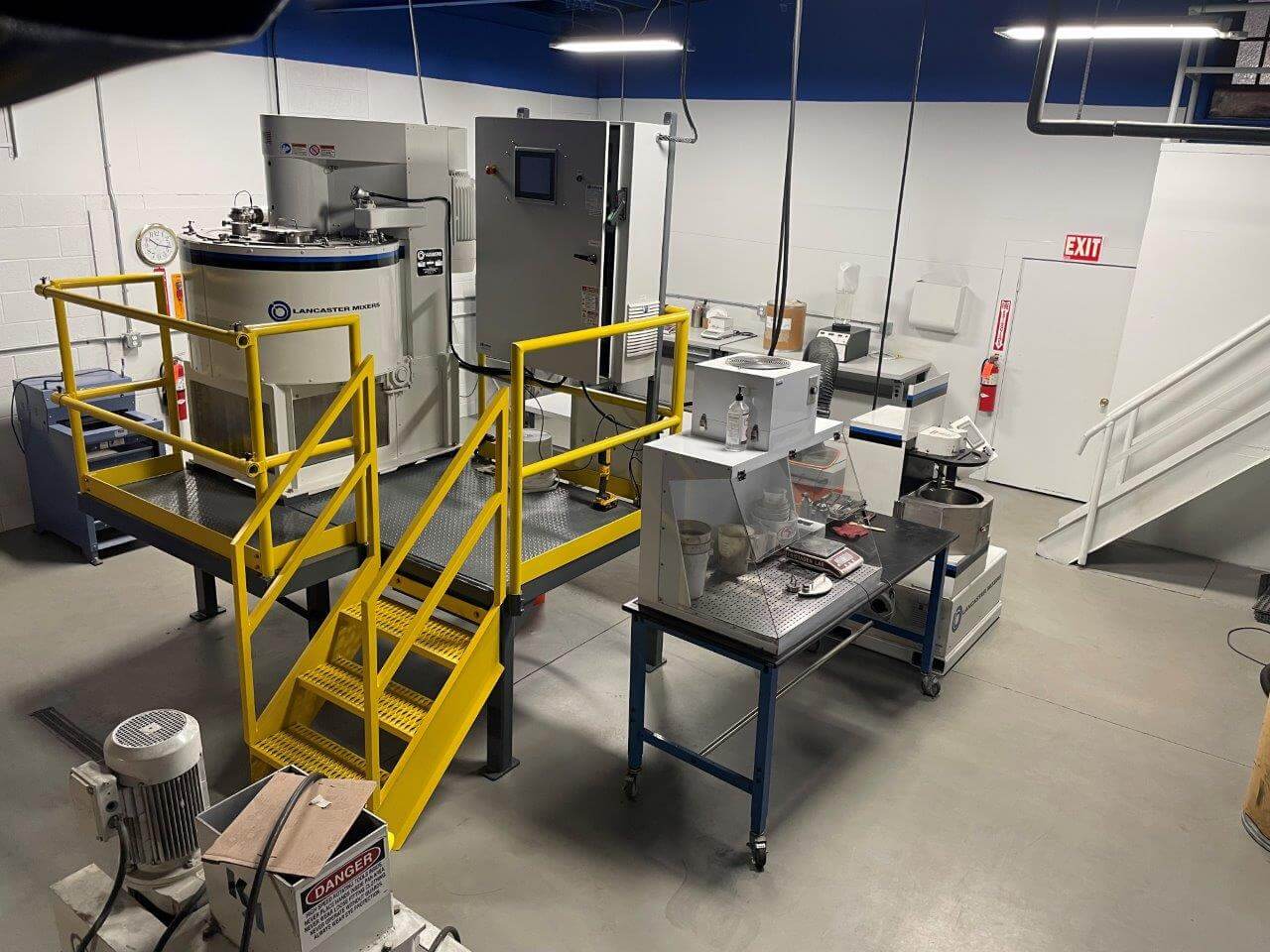 Applications Lab AFTER lancaster_products_lab_mixers_setup